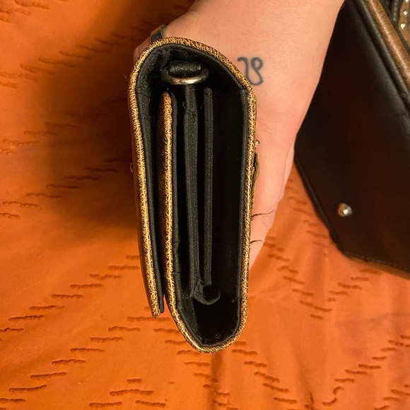 Used Western style purse and matching wallet set - Picture 2 of 13